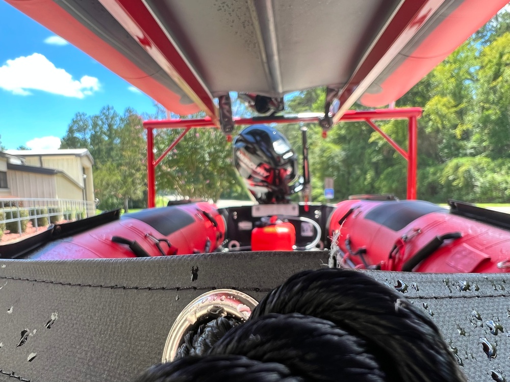 Ready employees: DES employee dives to save lives