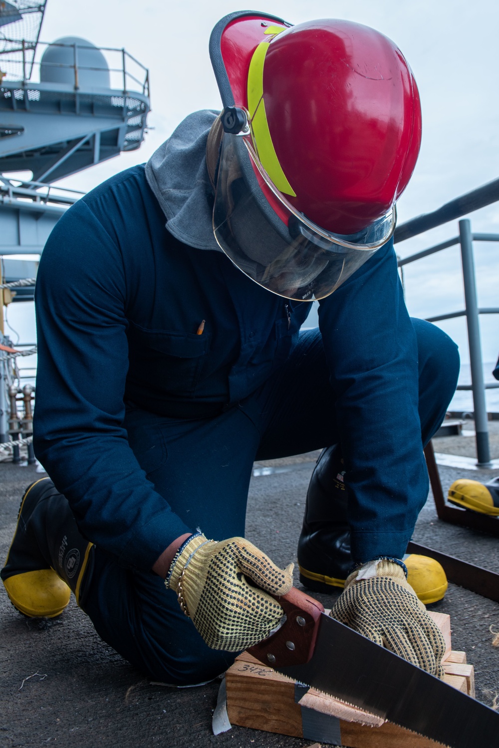 USS Ronald Reagan (CVN 76) Sailors conduct flooding response drill