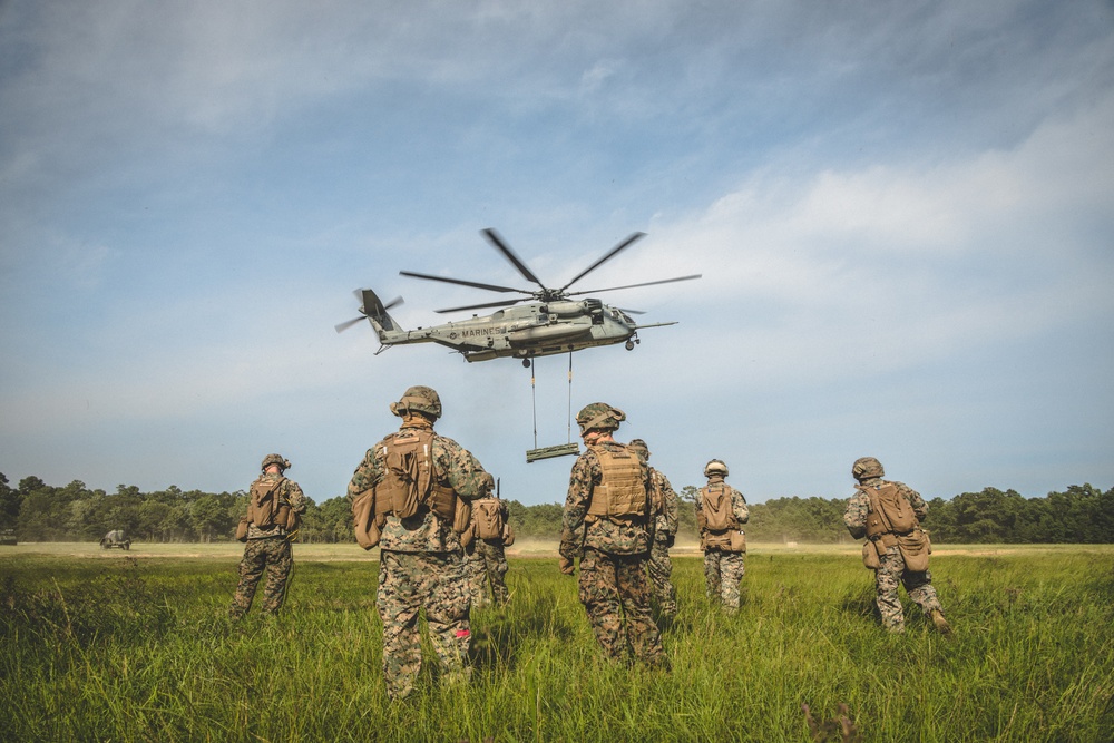 Combat Logistics Battalion 22 conducts helicopter support team training with HIMARS launcher pod container