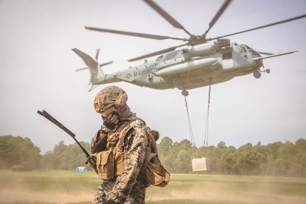 Combat Logistics Battalion 22 conducts helicopter support team training with HIMARS launcher pod container