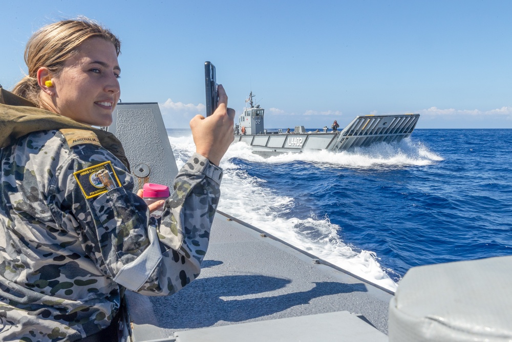 HMAS Canberra Landing Craft Rides during RIMPAC 2022