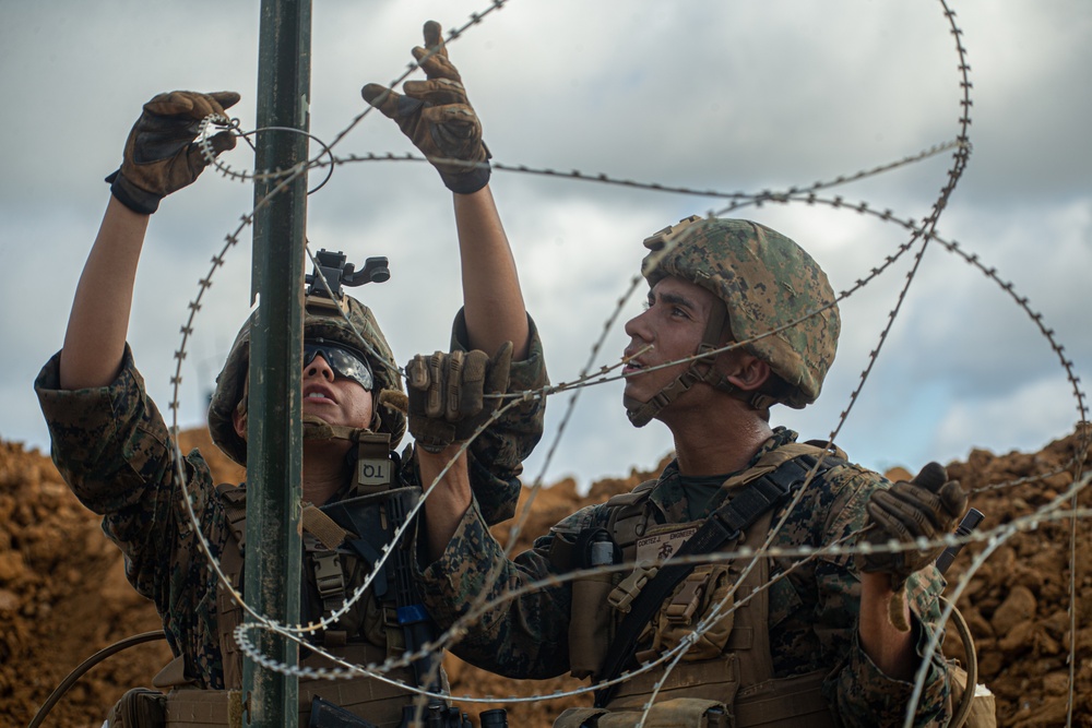 3rd LSB Engineer Support Platoon Marines fortify defensive position