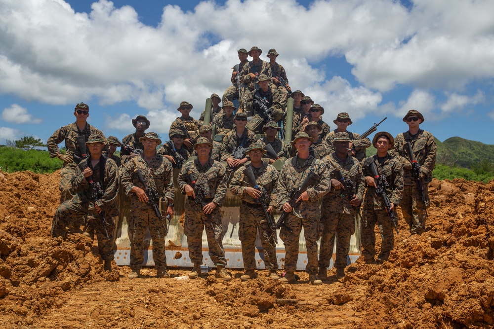 3rd LSB Engineer Support Platoon Marines fortify defensive position