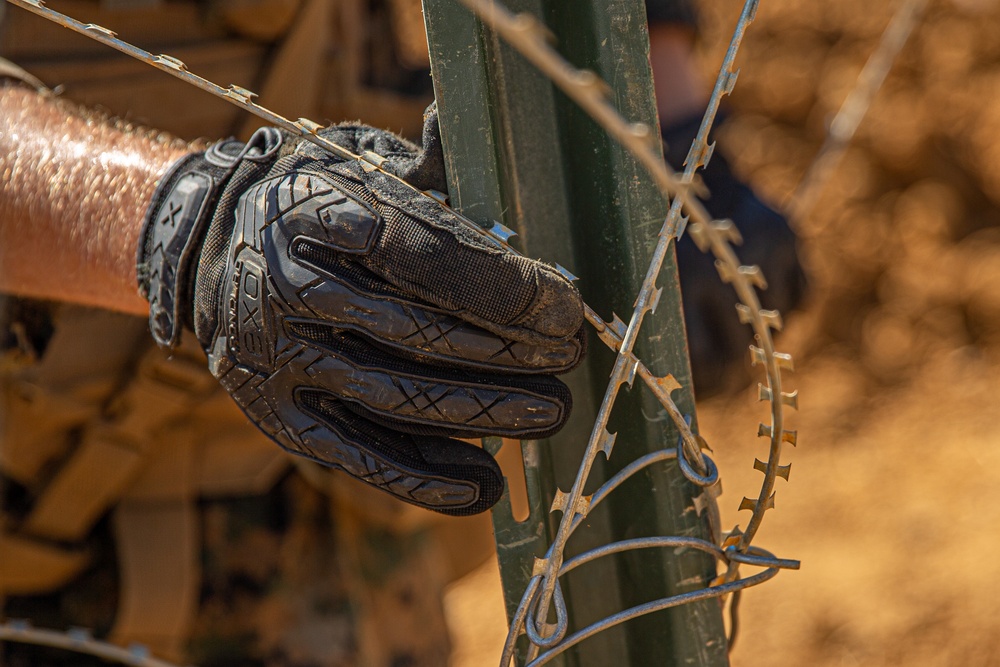 3rd LSB Engineer Support Platoon Marines fortify defensive position