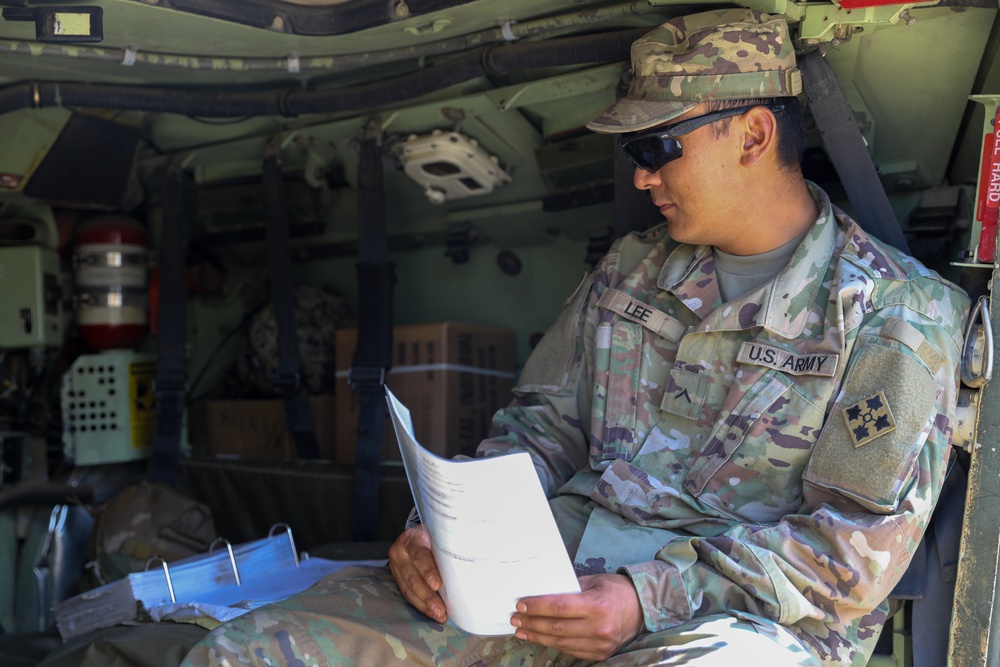 Alpha Troop, 4-10 Cav prepares Bradleys for gunnery qualification