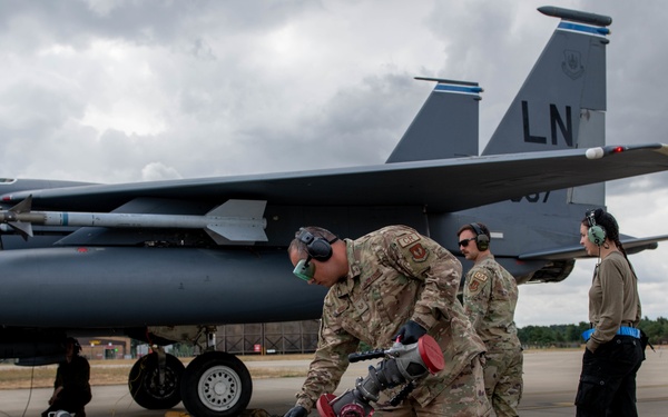 435th hot-pit training