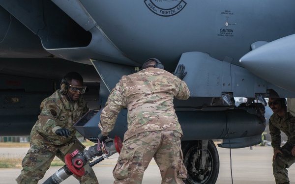 435th hot-pit training