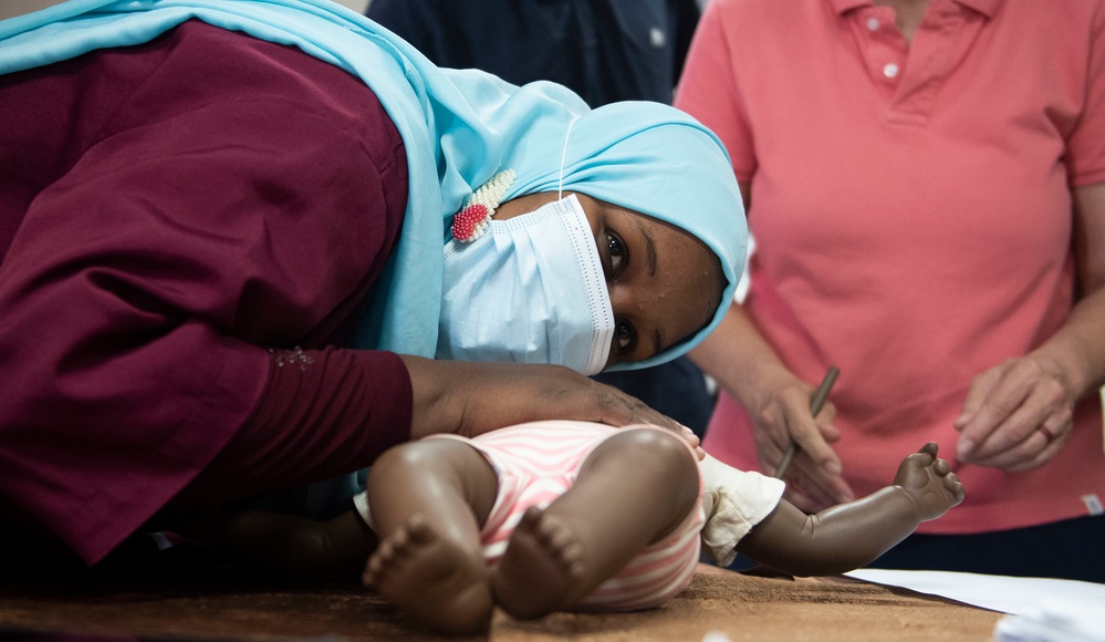 Camp Lemonnier Expeditionary Medical Facility partners with Civil Affairs to conduct Knowledge Exchange with Djiboutian nurses