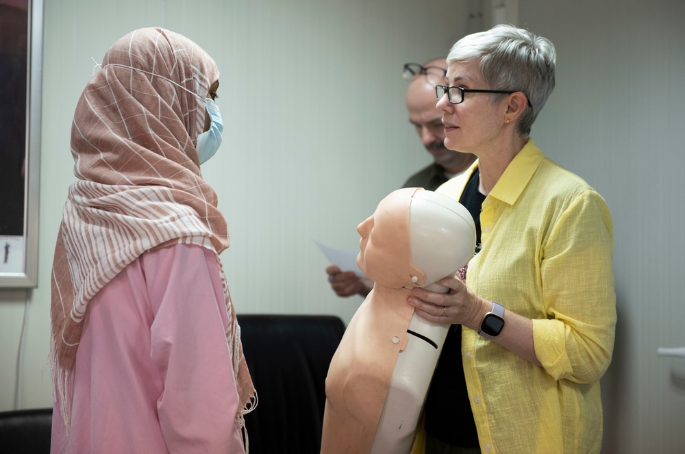 Camp Lemonnier Expeditionary Medical Facility partners with Civil Affairs to conduct Knowledge Exchange with Djiboutian nurses