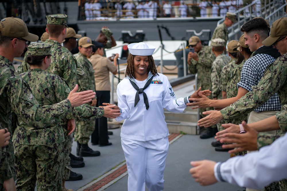 U.S. Sailor departs USS Constitution