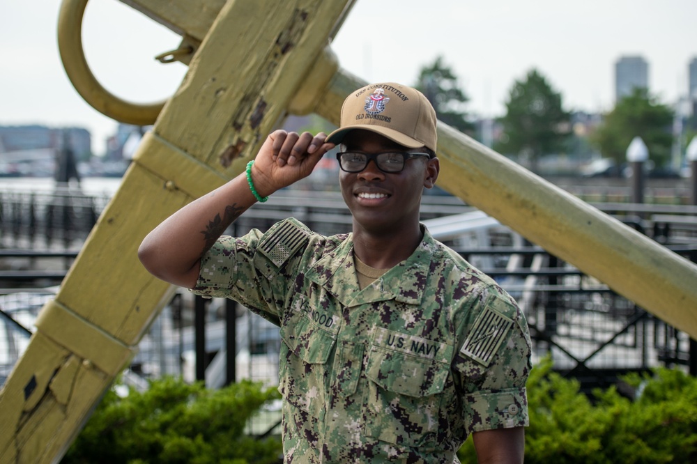 U.S. Sailor earns Basic Interpretive Historian Qualification