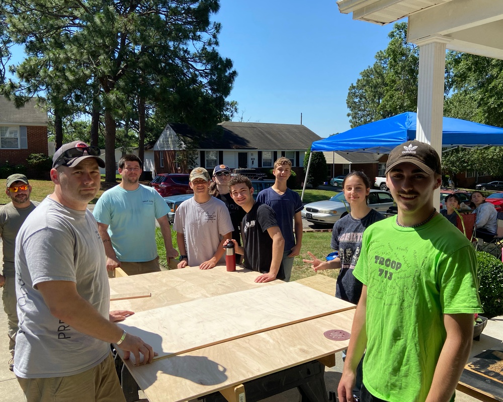 Scout provides a flag retirement box for 82nd Museum
