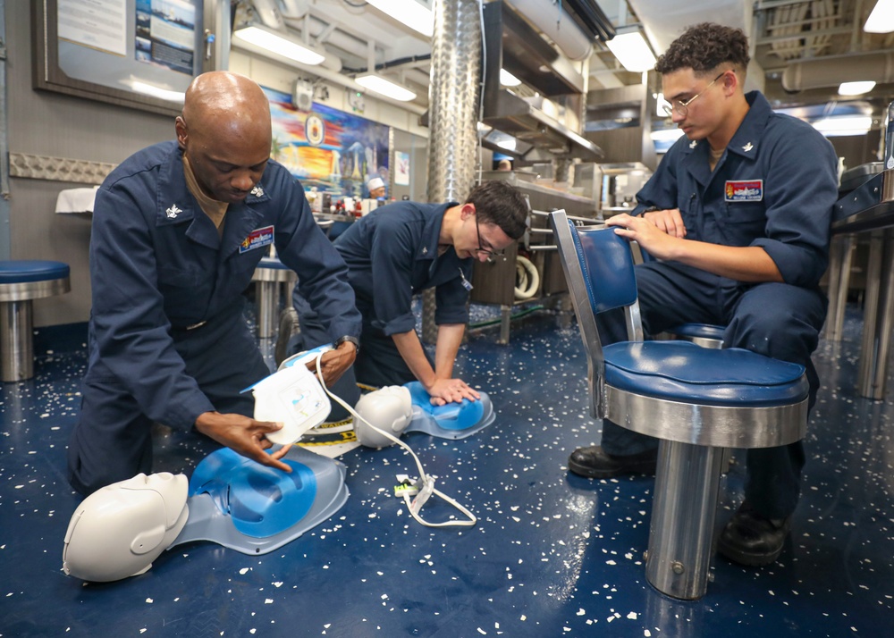 CPR Training Aboard Benfold
