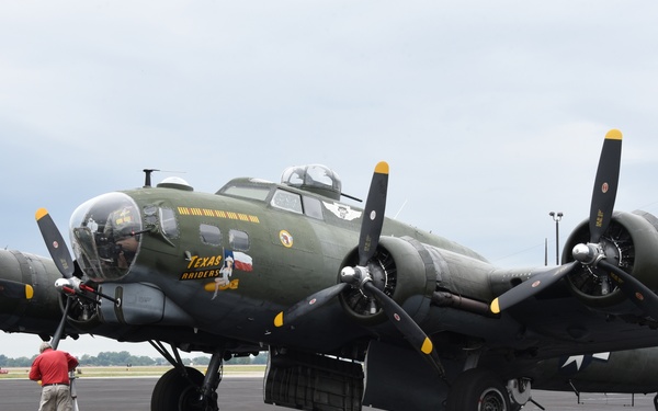 CAF B-17