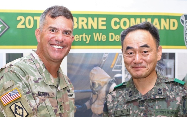 American, South Korean Explosive Ordnance Disposal technicians forge stronger bonds
