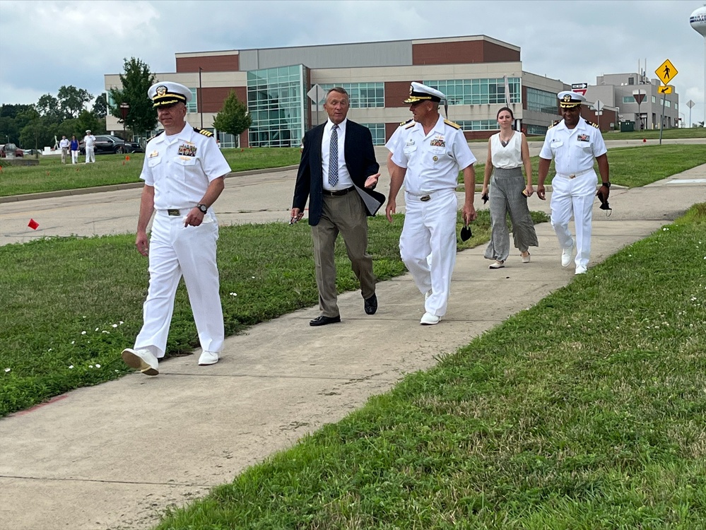 NAMRU-D joins Dayton Navy Week, honors WWII-era hero