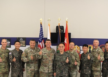 American, South Korean Explosive Ordnance Disposal technicians forge stronger bonds