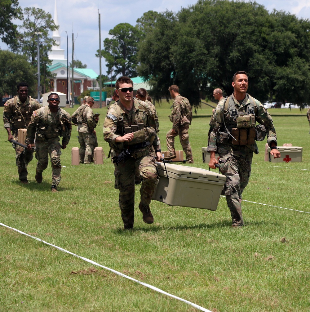 Maintain Battalion squad competes in corps Best Squad Competition