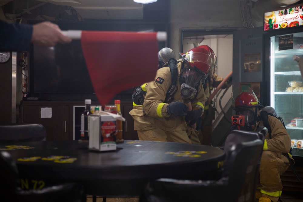 RIMPAC 2022: Abraham Lincoln conducts a general quarters drill