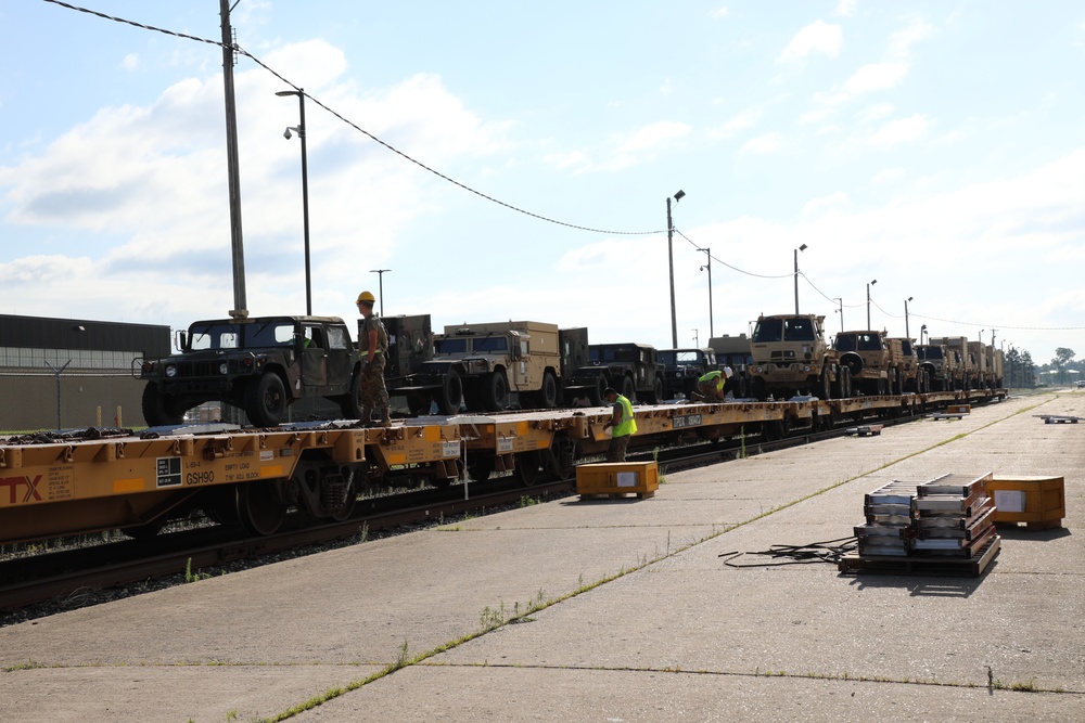 Fort McCoy supports rail movement for 107th Support Maintenance Company