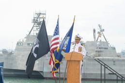 USS Gabrielle Giffords (LCS 10) Blue Crew Holds Change of Command Ceremony