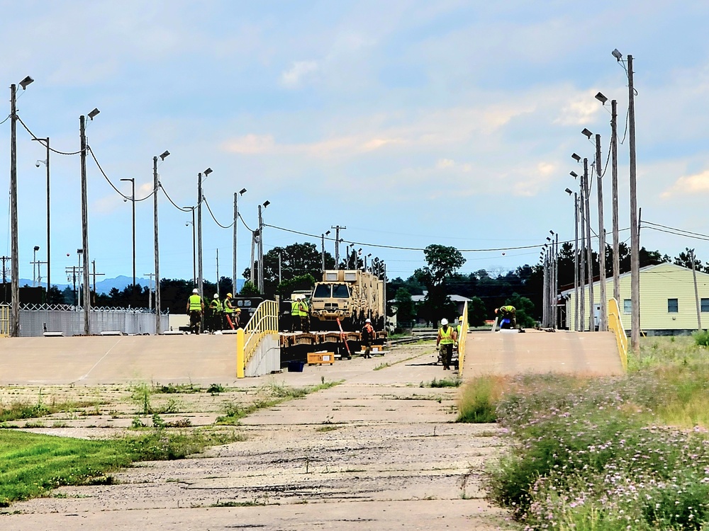 Fort McCoy supports rail movement for 107th Support Maintenance Company