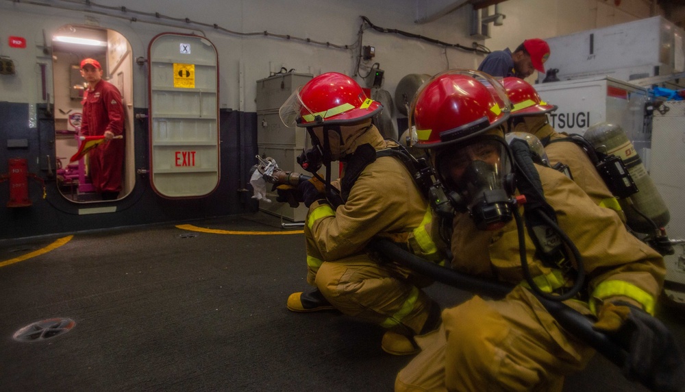 USS Ronald Reagan (CVN-76) Sailors Perform Firefighting Drill