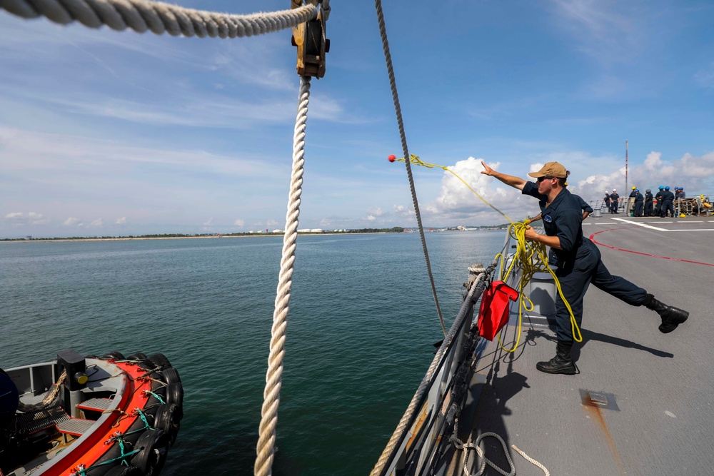 USS Higgins Visits Brunei