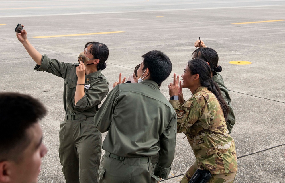 374th MDG hosts 3-day nursing student immersion
