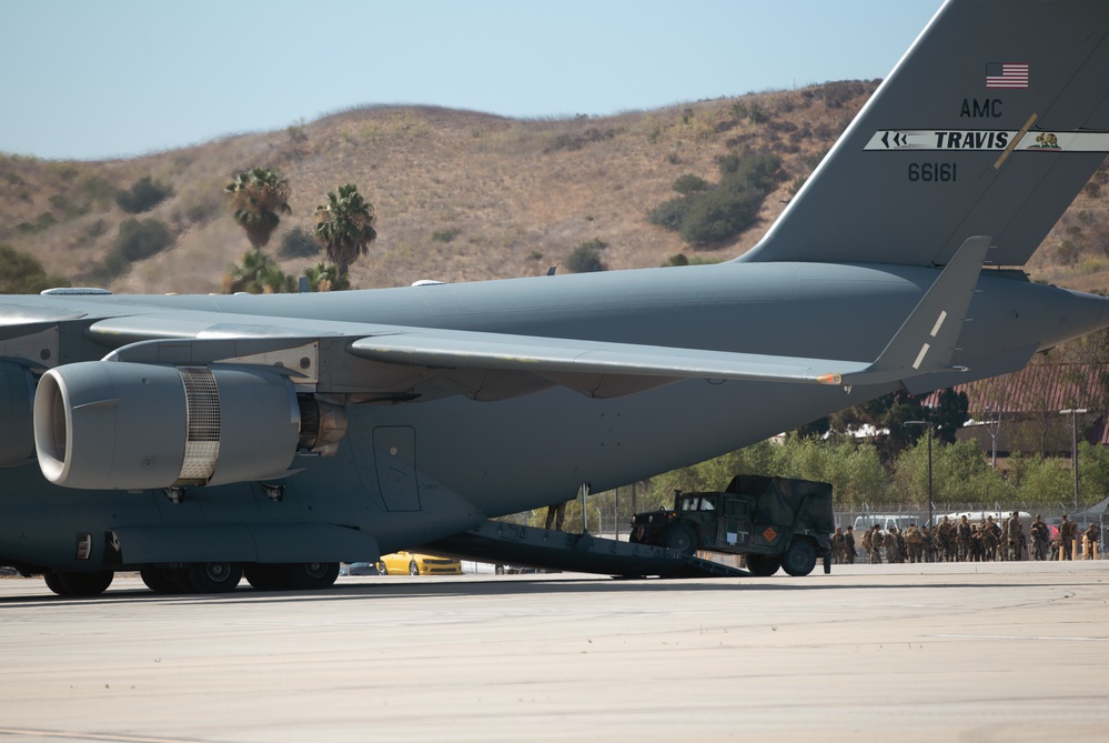 3/5 Marines and Air Force C-17s conduct joint training