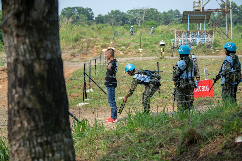 Malaysian Army Trains on UN Designated Site Protection