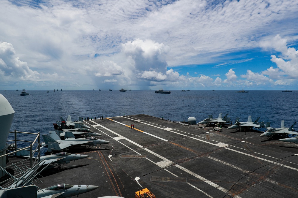 RIMPAC 2022 Fleet Sails in Formation