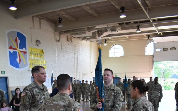 110th IO Battalion Welcomes New Commander in Official Ceremony