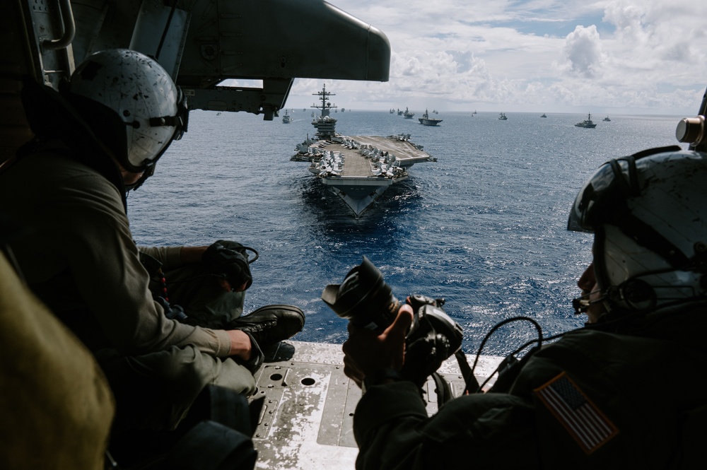 RIMPAC 2022 Fleet Sails in Formation