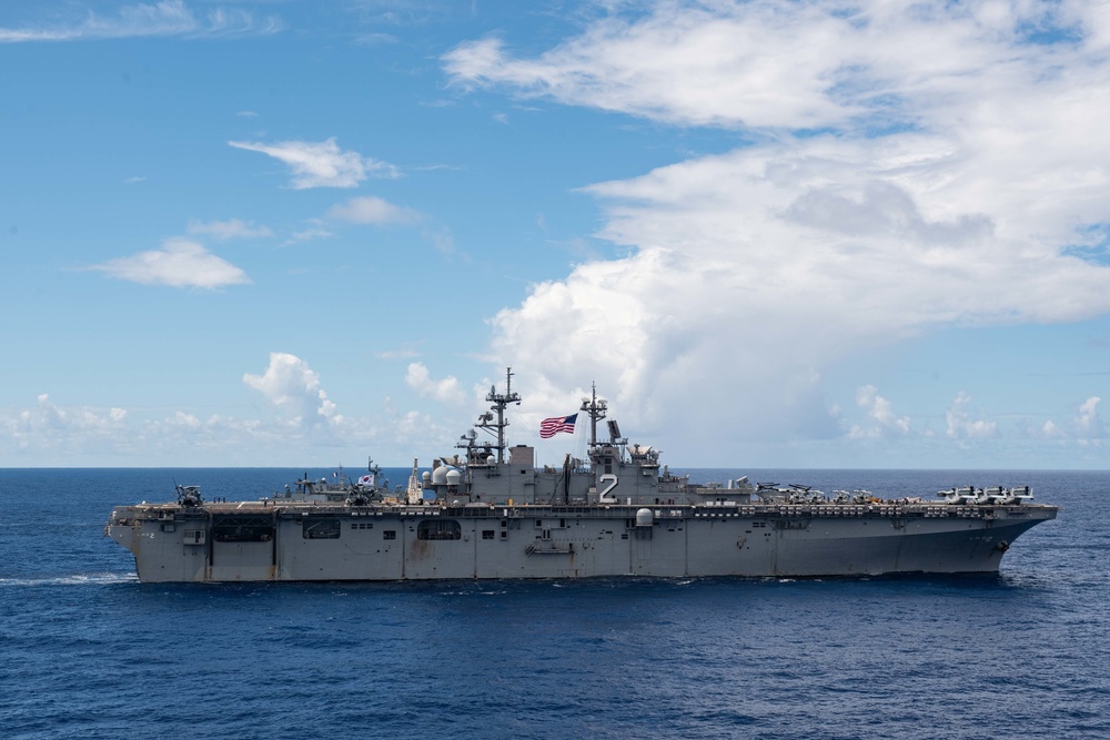 DVIDS - Images - RIMPAC 2022 Fleet Sails in Formation [Image 7 of 8]