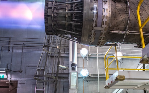 Distinguished visitor at RAF Lakenheath