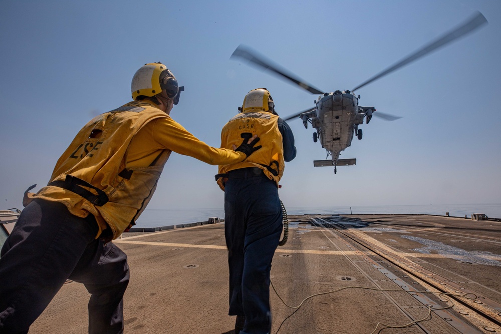 USS San Jacinto conducts flight quarters