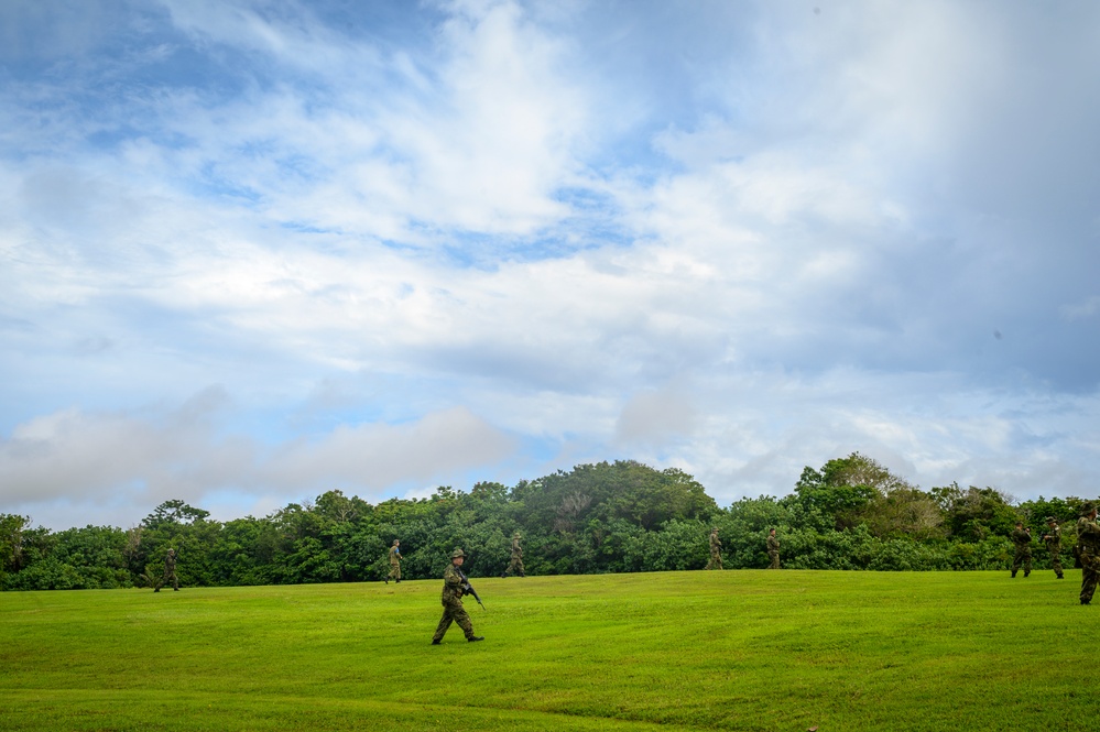 U.S., Japanese Soldiers conduct joint movement drills