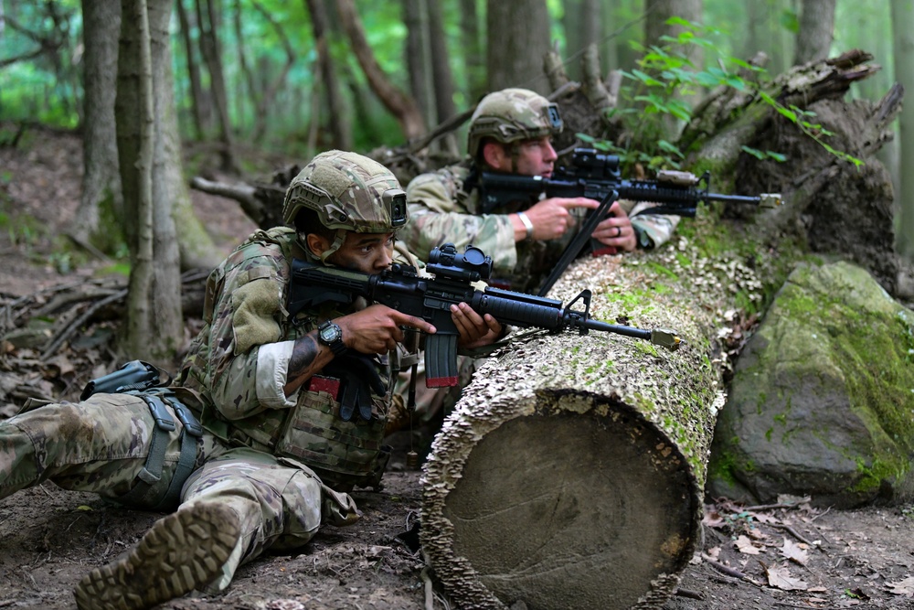 New groups of Reserve Defenders fire through IDLC