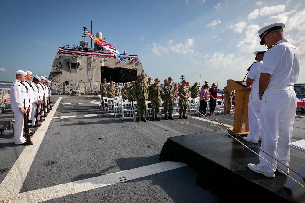 USS Indianapolis Hold Remembrance Ceremony