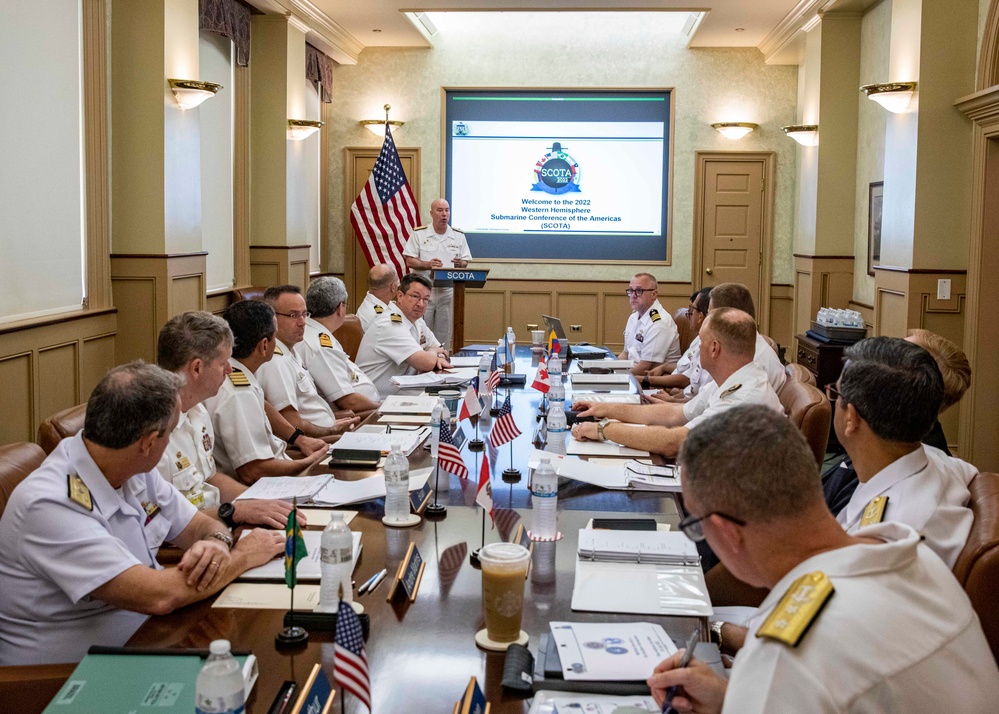 Submarine Force Kicks Off Inaugural Submarine Conference of the Americas