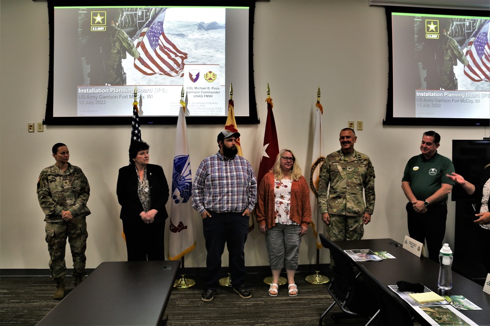 IMCOM-Readiness Director recognizes Fort McCoy personnel