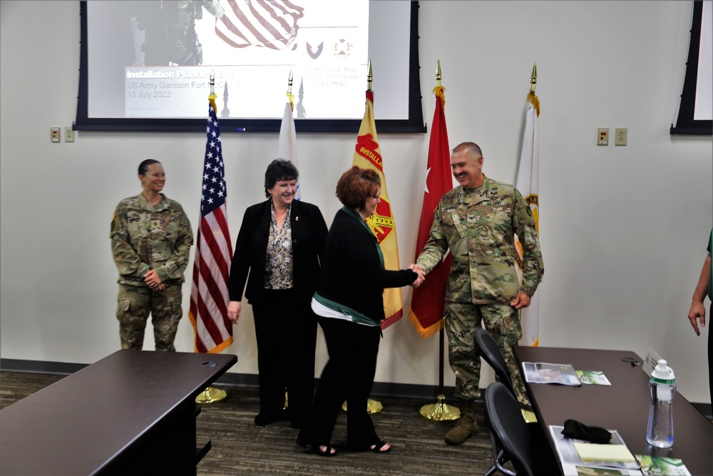 IMCOM-Readiness Director recognizes Fort McCoy personnel