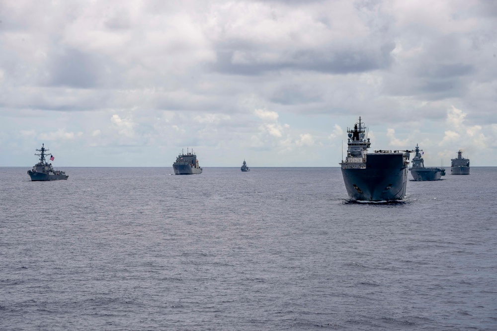 RIMPAC 2022 Fleet Sails in Formation