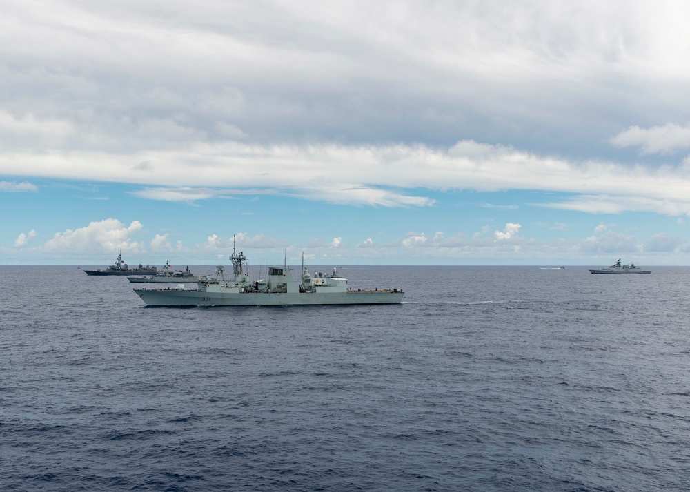 RIMPAC 2022 Fleet Sails in Formation