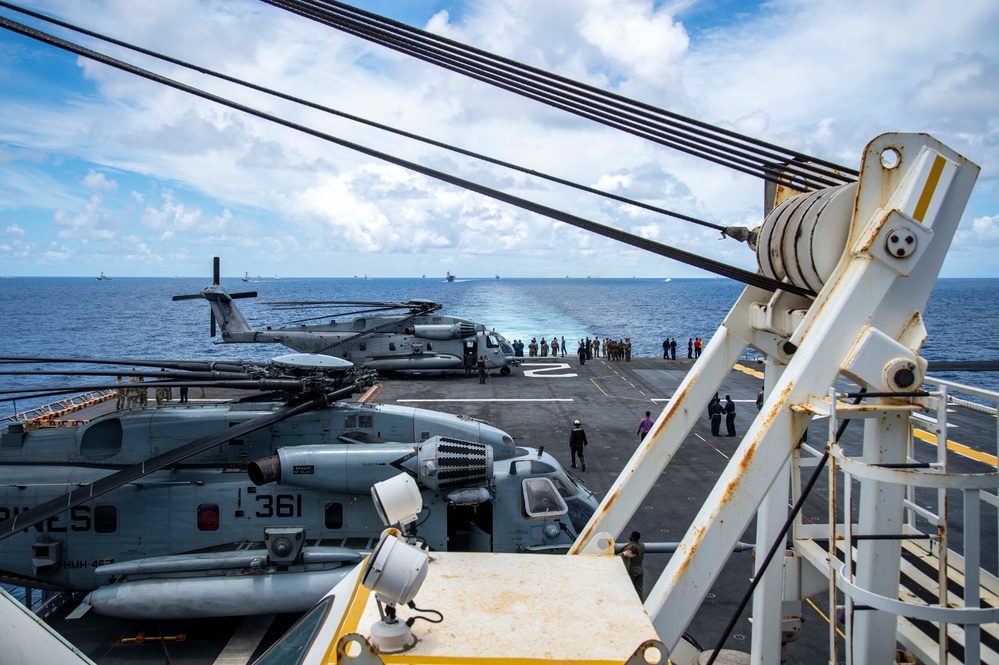 RIMPAC 2022 Fleet Sails in Formation