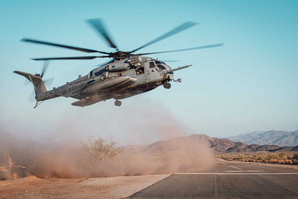 BLT 2/4 Conducts Raid during RUT