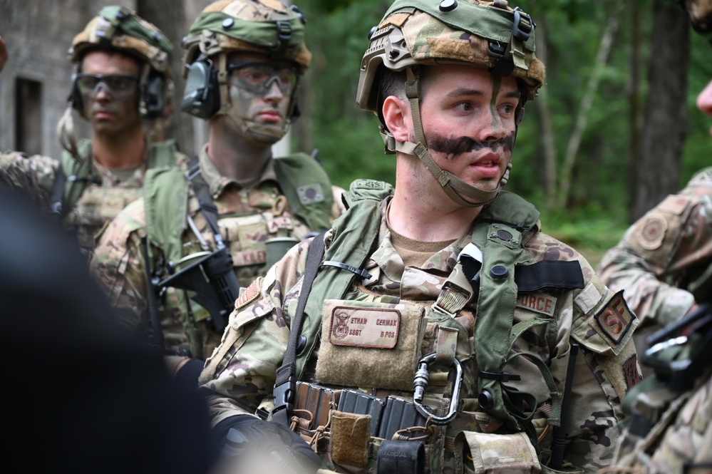 219th Security Forces Squadron Trains at Camp Ripley