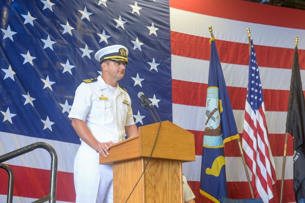USS Tulsa (LCS 16) Gold Crew Holds Change of Command Ceremony