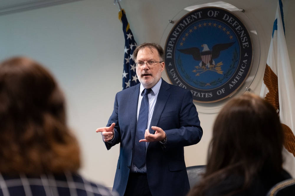 White House Leadership Development Program Fellows Visit Pentagon